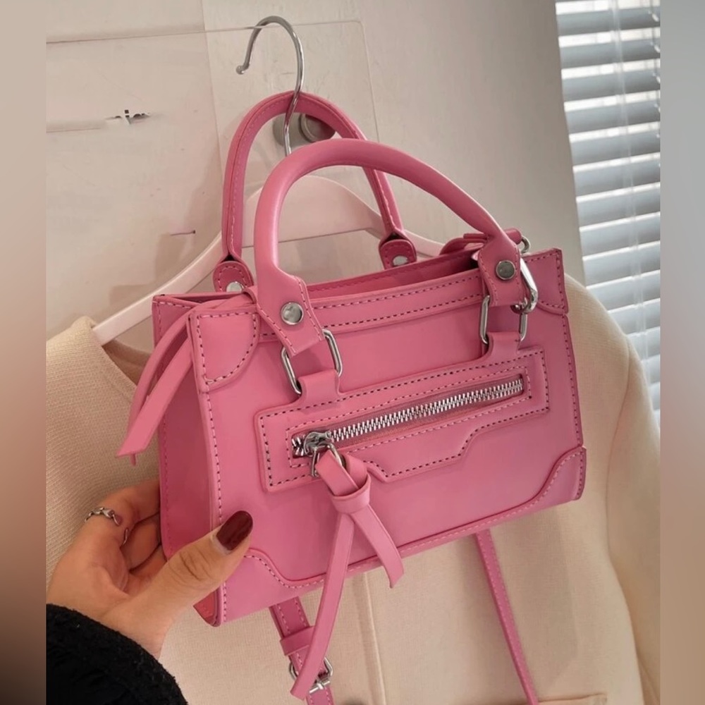 BARBIE PINK MINI bag 💞